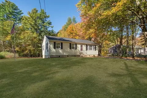12 Hospital Rd, Templeton, MA 01468