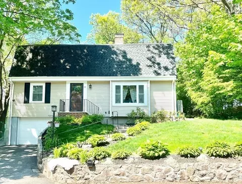 57 Norval Ave, Stoneham, MA 02180