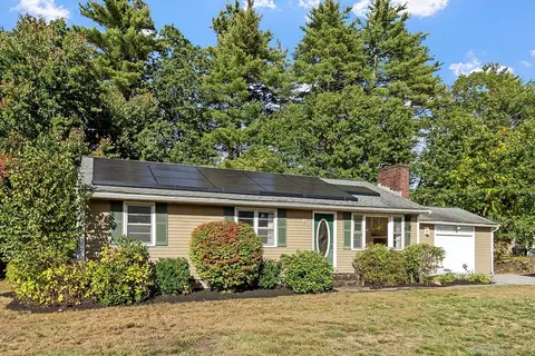 46 Lowell Rd, Pepperell, MA 01463