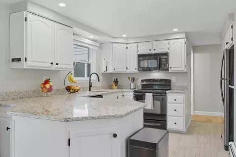 37 Evergreen Rd, Natick, MA 01760 photo 10