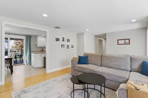 37 Evergreen Rd, Natick, MA 01760 photo 6
