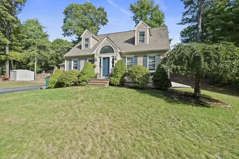 35 Saw Mill Dr, Plymouth, MA 02360