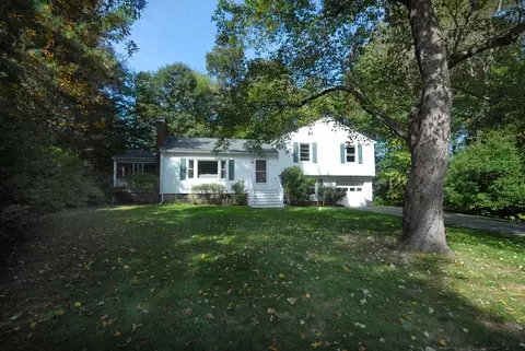 13 Beverly Rd, Acton, MA 01720 photo 2