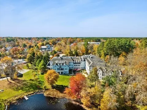 7 Assinippi Ave #216, Norwell, MA 02061