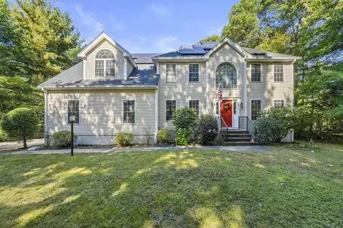 2 Rhodes Way, Bellingham, MA 02019