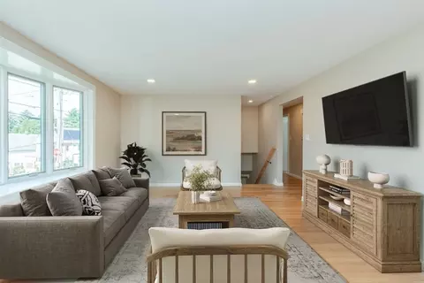 2 Oceanview Ave, Saugus, MA 01906 photo 14