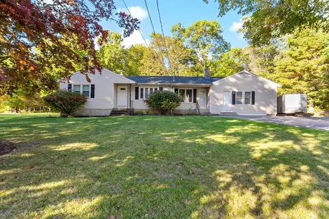 1352 Main St, Dighton, MA 02715