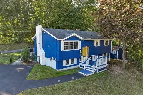 15 Sharyn Cir, Lowell, MA 01852