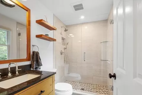 Bath - 72 Scotland St, Hingham, MA 02043 photo 1 of 2