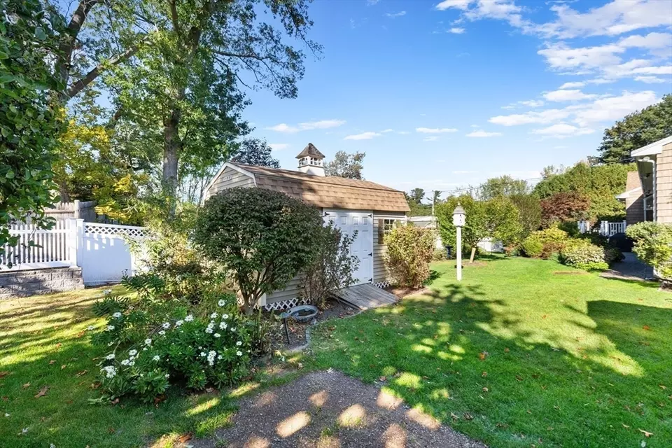 Exterior - 1 Maddabon Pl, Peabody, MA 01960 photo 9 of 11