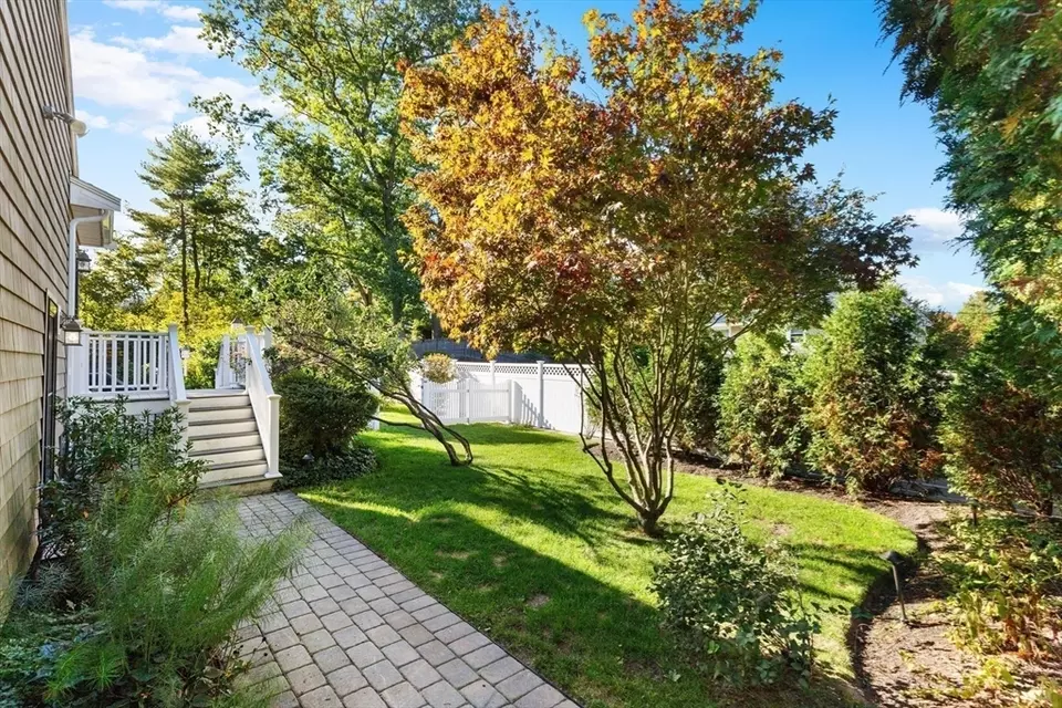 Exterior - 1 Maddabon Pl, Peabody, MA 01960 photo 4 of 11