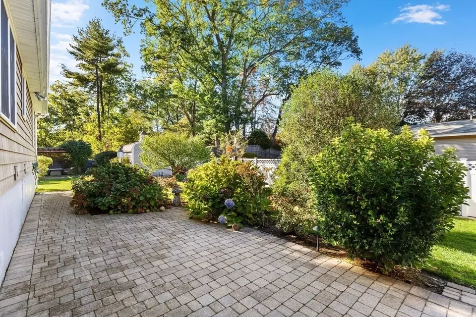 Exterior - 1 Maddabon Pl, Peabody, MA 01960 photo 6 of 11