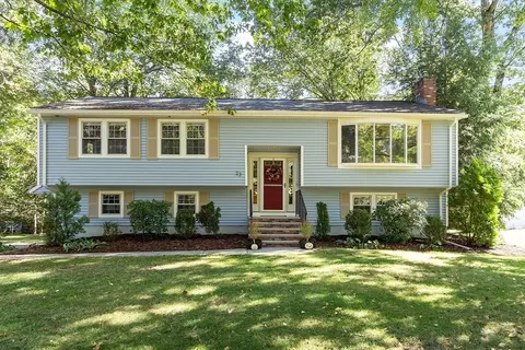 23 Valentine Rd, Northborough, MA 01532