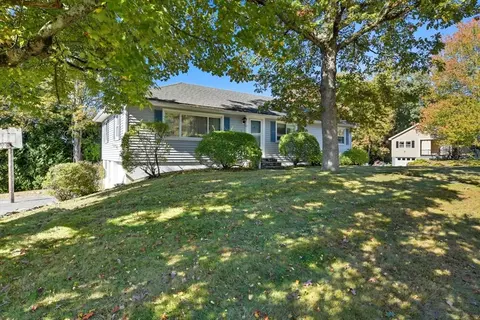 11 Woodland Hts, Ware, MA 01082