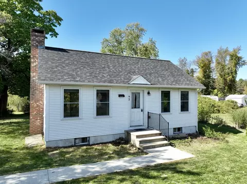 92 East St, Northfield, MA 01360