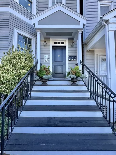 29 M #2, Boston, MA 02127