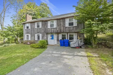 709 County Rd, Bourne, MA 02559 photo 2