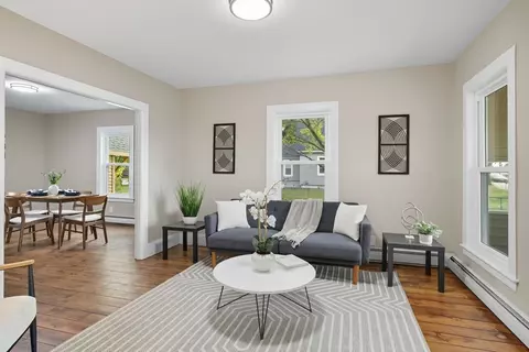 Living - 56 Marshall St, Springfield, MA 01109 photo 1 of 3