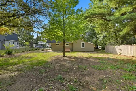 Exterior - 56 Marshall St, Springfield, MA 01109 photo 4 of 4