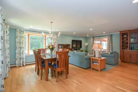 Dining - 2 Crestview Dr, Mendon, MA 01756 photo 2 of 3