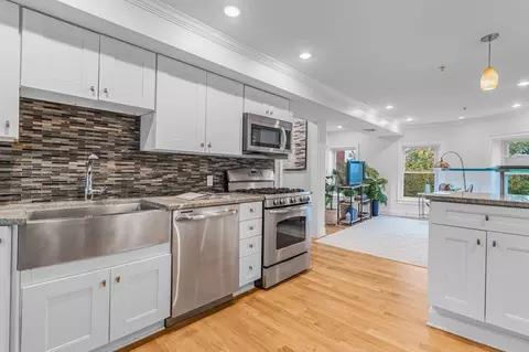 385 Meridian St #3, Boston, MA 02128