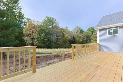 Exterior - 99 Maple St, Douglas, MA 01516 photo 9 of 9