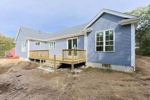 Exterior - 99 Maple St, Douglas, MA 01516 photo 7 of 9