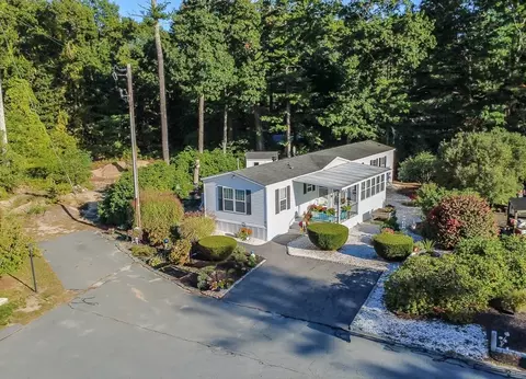 67 Crest Dr, Wareham, MA 02571