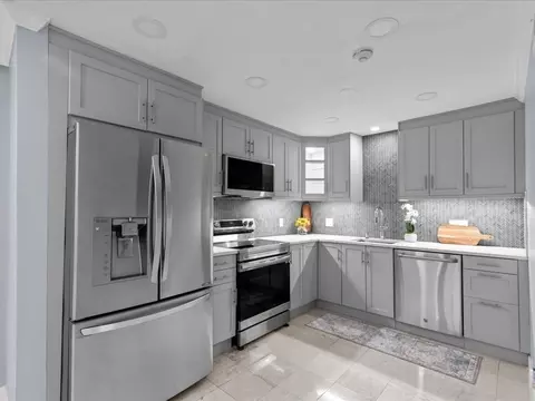 232 Canton St #104, Randolph, MA 02368