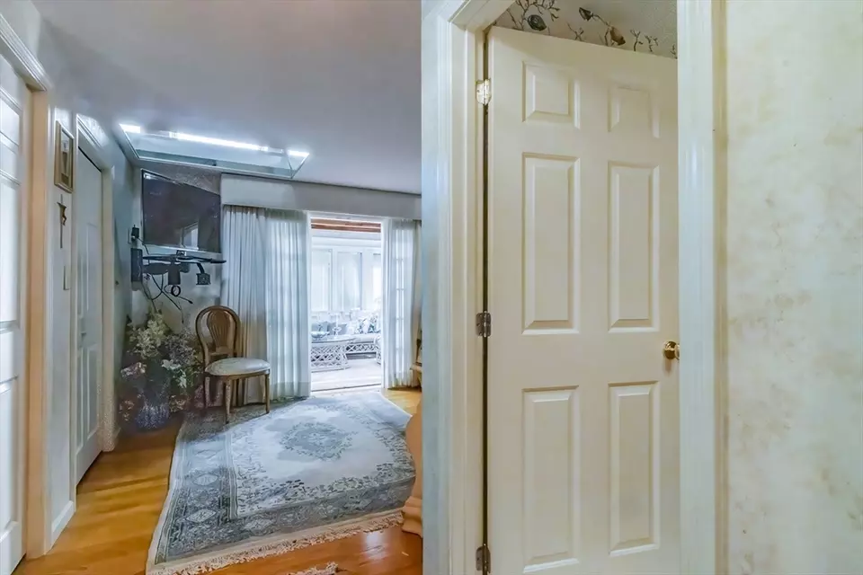 Entry Way - 50 Village Post Rd #50, Danvers, MA 01923 photo 5 of 6