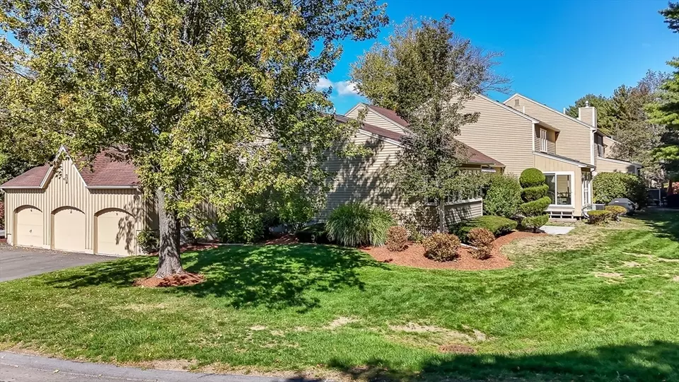Exterior - 50 Village Post Rd #50, Danvers, MA 01923 photo 4 of 6