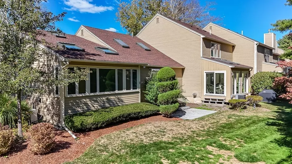 Exterior - 50 Village Post Rd #50, Danvers, MA 01923 photo 2 of 6