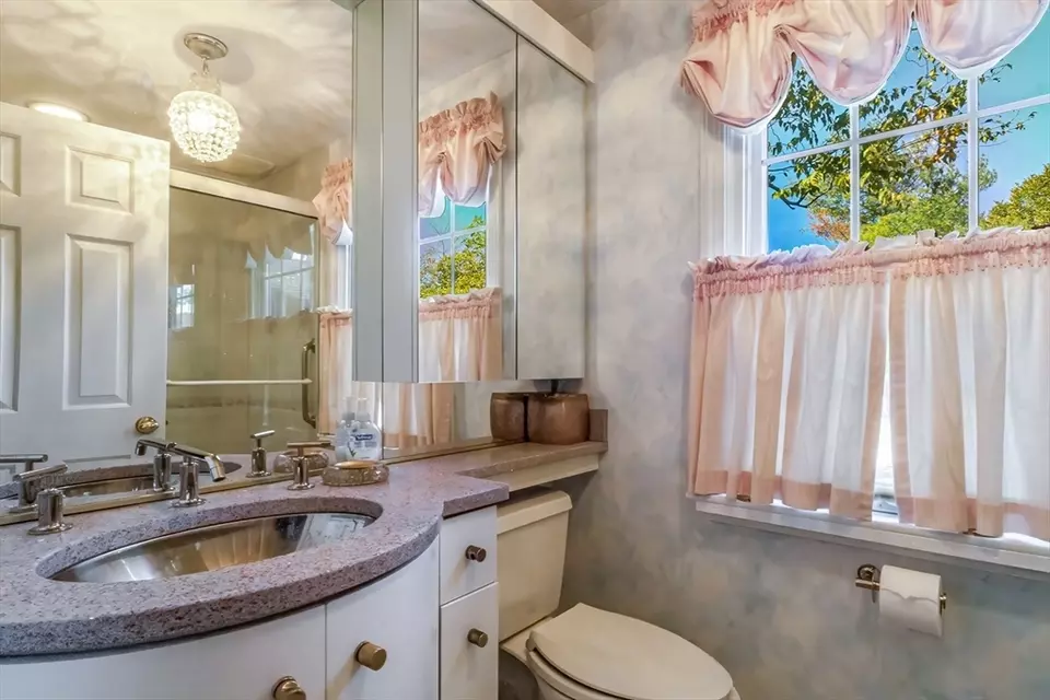Bath - 50 Village Post Rd #50, Danvers, MA 01923 photo 3 of 3