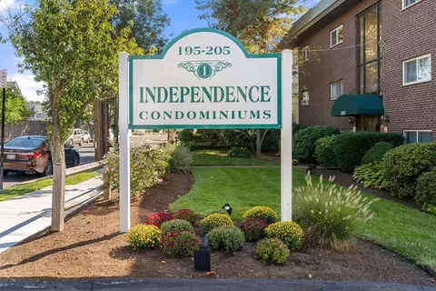 195 Independence Ave #137, Quincy, MA 02169