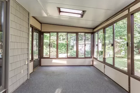 17 Roy St, Fairhaven, MA 02719 photo 11