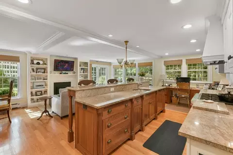65 Tracey Rd, Cotuit, MA 02635 photo 9