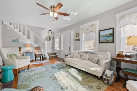436 S Main St, Centerville, MA 02632 photo 10