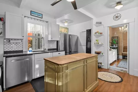 436 S Main St, Centerville, MA 02632 photo 5