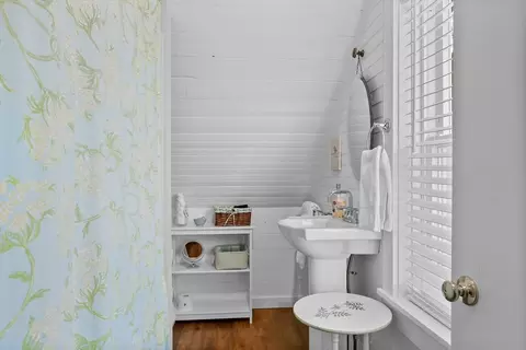 436 S Main St, Centerville, MA 02632 photo 33