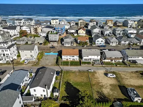 52 Brissette Ave, Salisbury, MA 01952