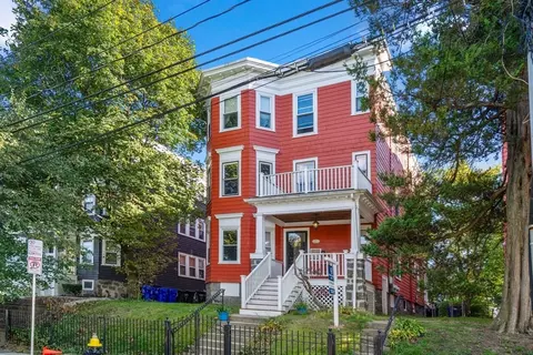 7 Bailey St #2, Boston, MA 02124