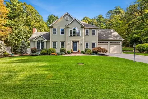 3 Hidden Ridge Rd, Lakeville, MA 02347