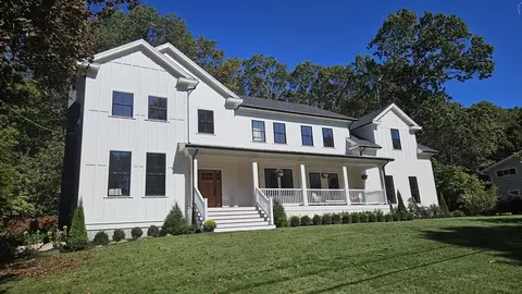 22 Tyler Rd, Lexington, MA 02420