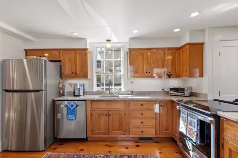 90 Middle St #L, Gloucester, MA 01930 photo 11