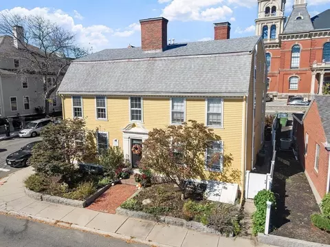 90 Middle St #L, Gloucester, MA 01930 photo 2
