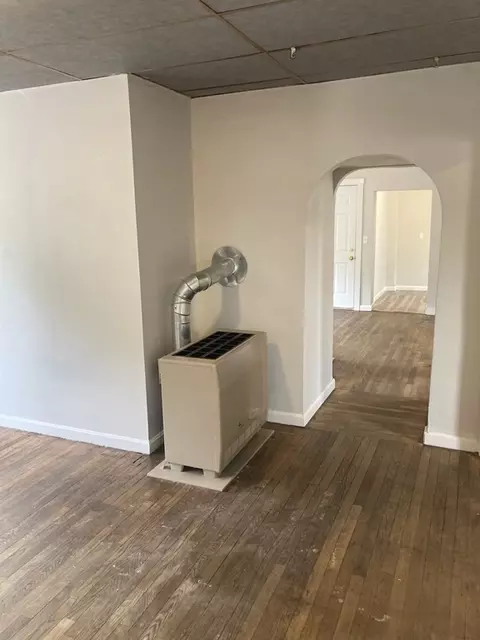 946 Rodman St, Fall River, MA 02721 photo 10