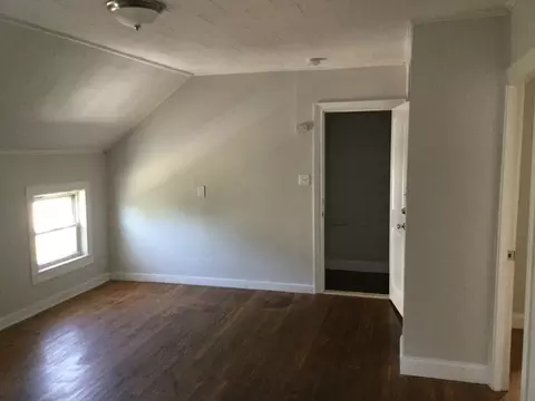 946 Rodman St, Fall River, MA 02721 photo 17