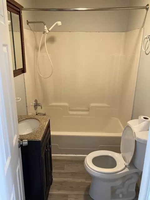 946 Rodman St, Fall River, MA 02721 photo 9