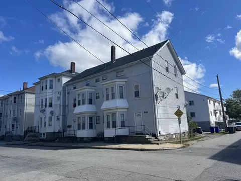946 Rodman St, Fall River, MA 02721