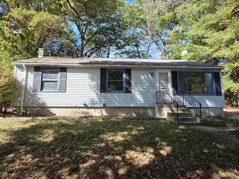 71 Wendell St, Athol, MA 01331